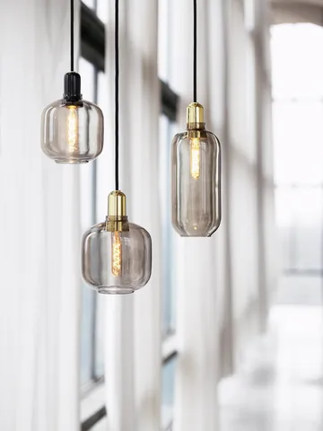 Amp lampe lille - Smoke/Messing - Normann Copenhagen