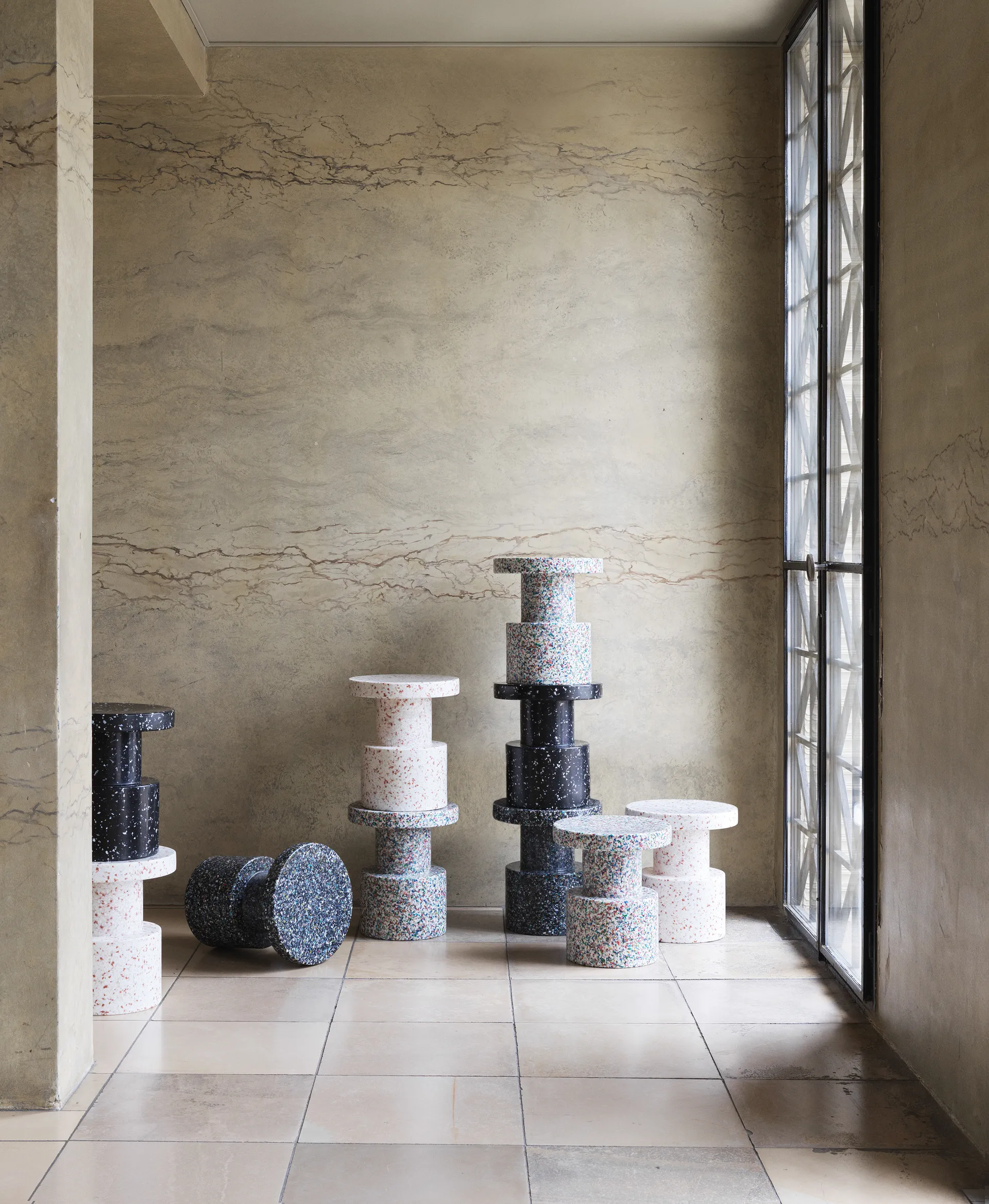 Bit skammel, Hvid/Multi Normann Copenhagen