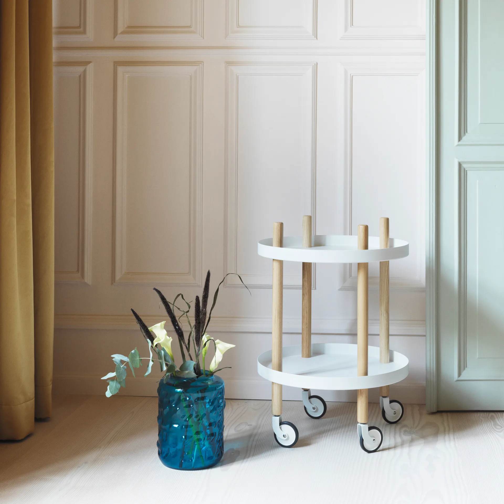 Block bord Ø45 cm, Hvid Normann Copenhagen