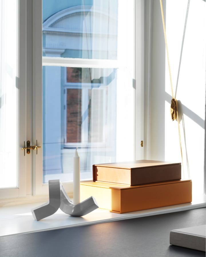 Crooked lysestage 1, Warm grey Normann Copenhagen