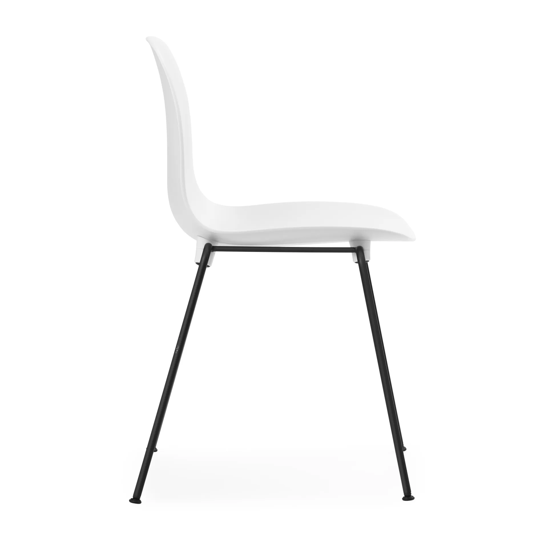 Form Chair stabelbar stol sorte ben 2-pak, hvid Normann Copenhagen