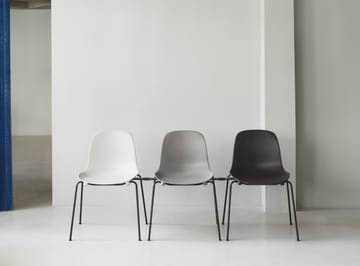 Form Chair stabelbar stol sorte ben 2-pak, hvid - undefined - Normann Copenhagen