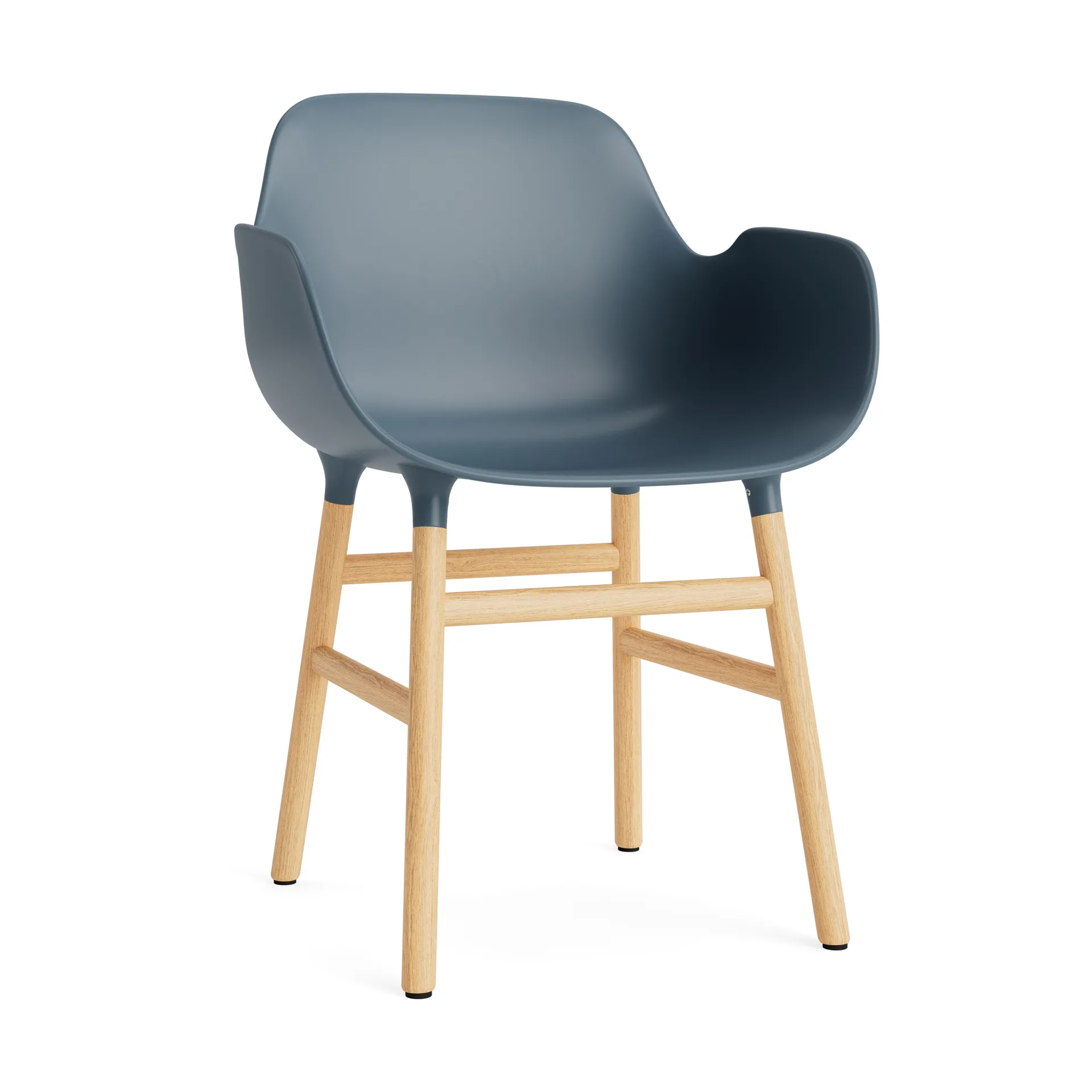 Form karmstol, blue, ben i egetræ Normann Copenhagen