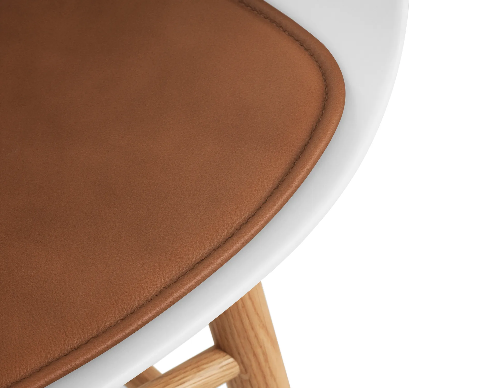 Form stolehynde ultra leather, Brandy 41574 Normann Copenhagen