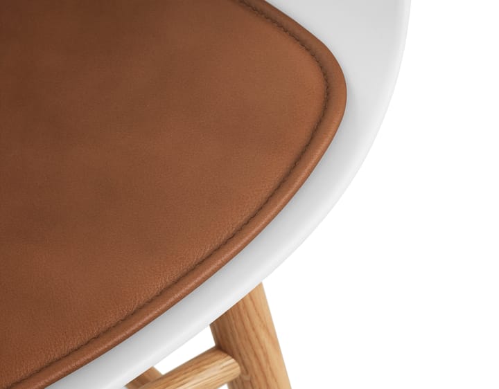 Form stolehynde ultra leather - Brandy 41574 - Normann Copenhagen