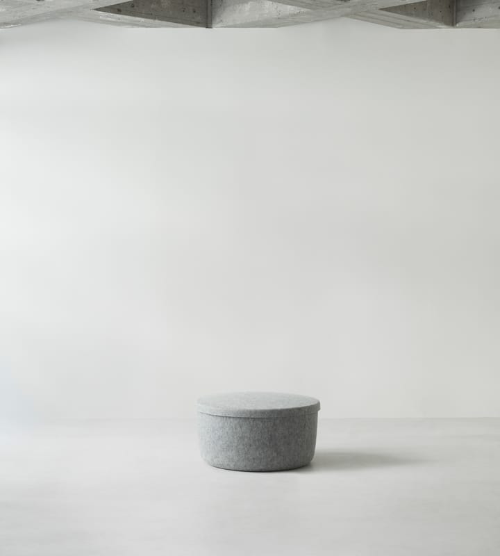 Hide Storage puf stor, Grå Normann Copenhagen