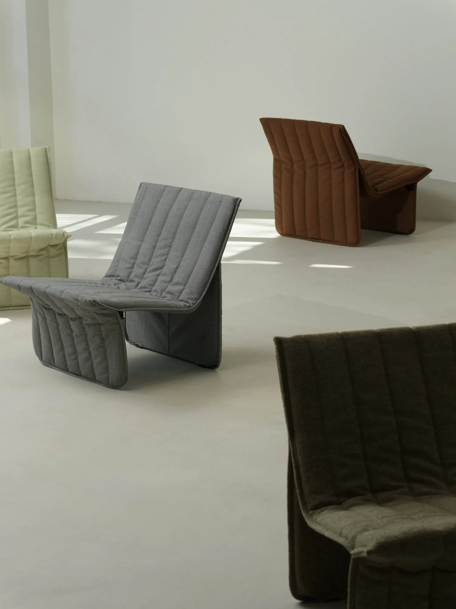 Limit loungestol, Remix 356 mørkebrun Normann Copenhagen