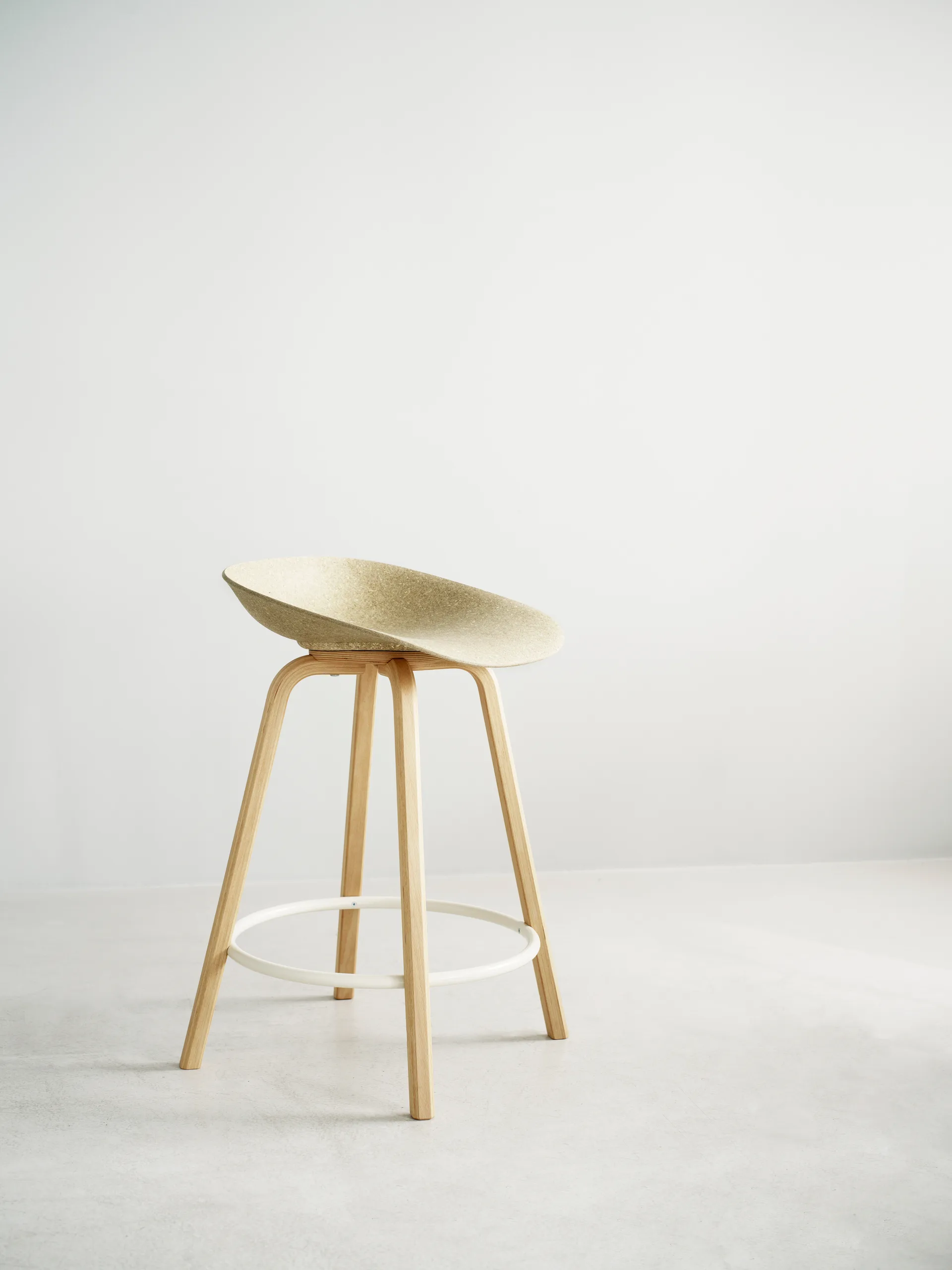 Mad Barstool barstol 65 cm, Hemp-beech-cream steel Normann Copenhagen