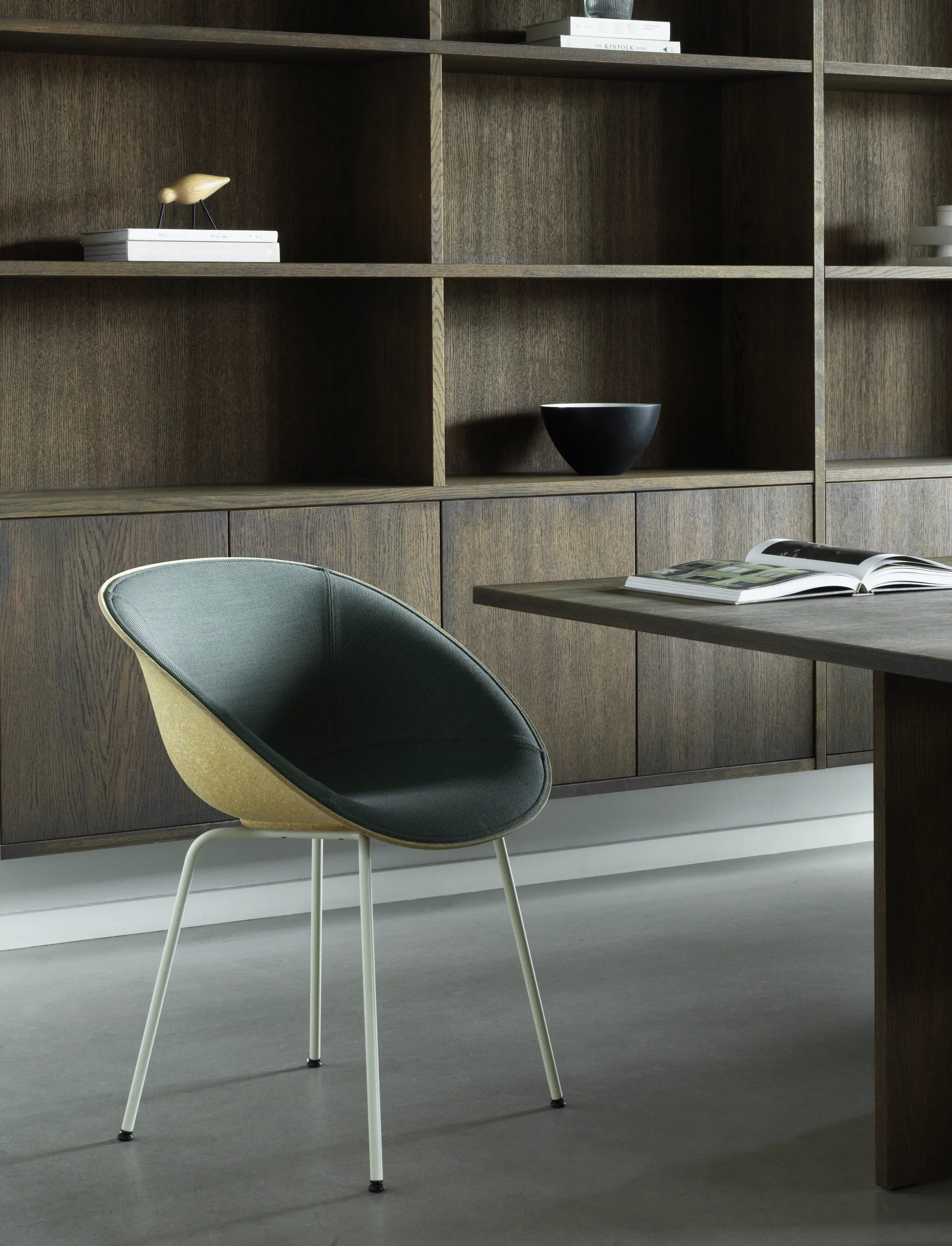 Mat Armchair armstol, Seaweed-cream steel Normann Copenhagen