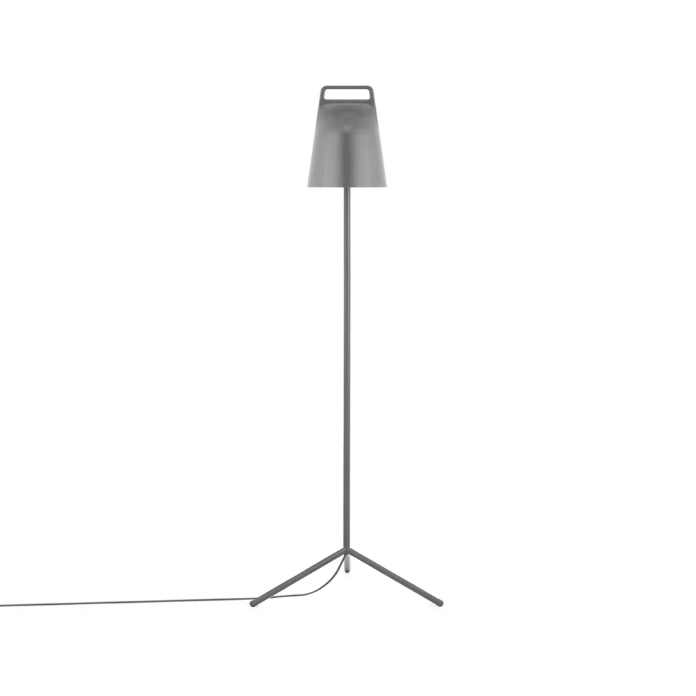 Normann Copenhagen Stage gulvlampe grey, pulverlakeret stål