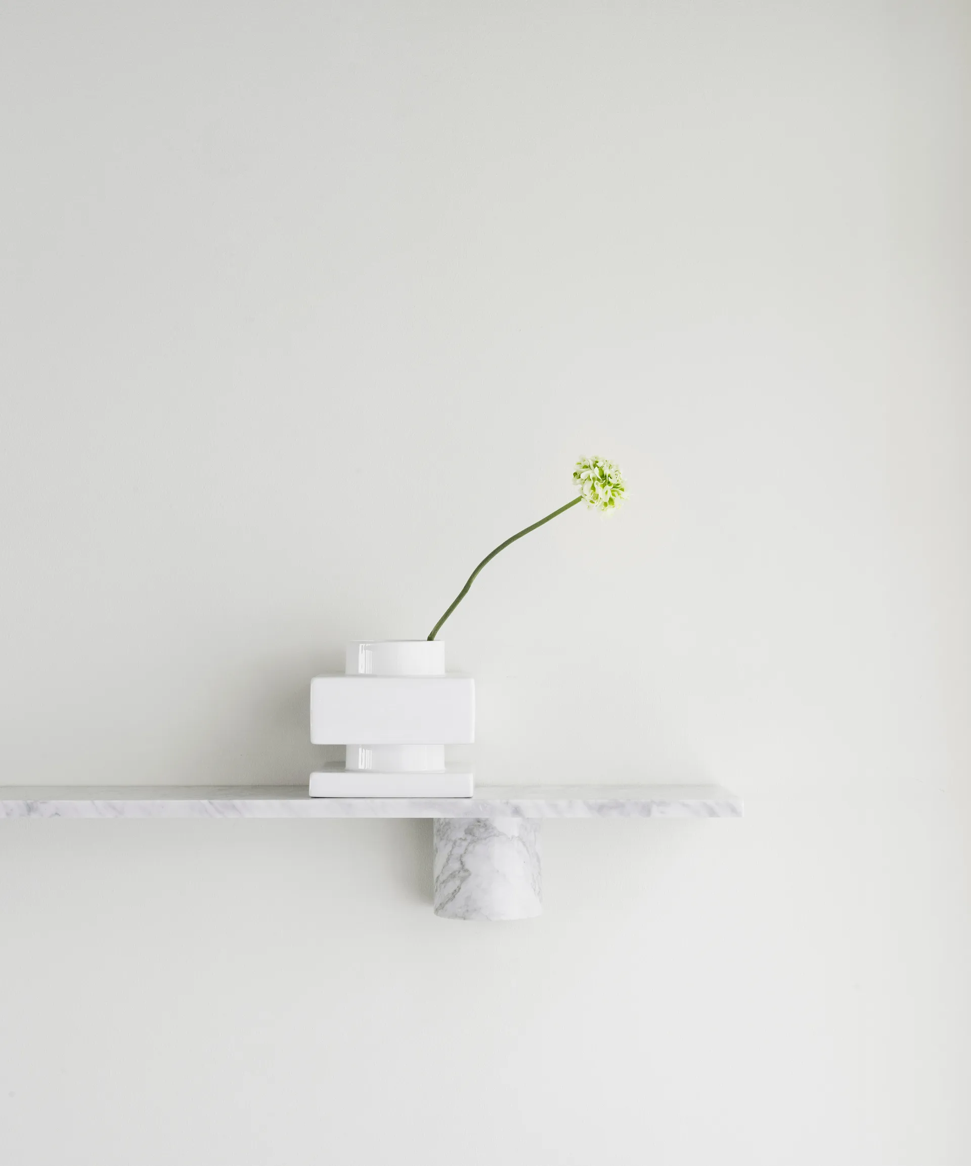 Sten Shelf hylde 80 cm, White marble Normann Copenhagen