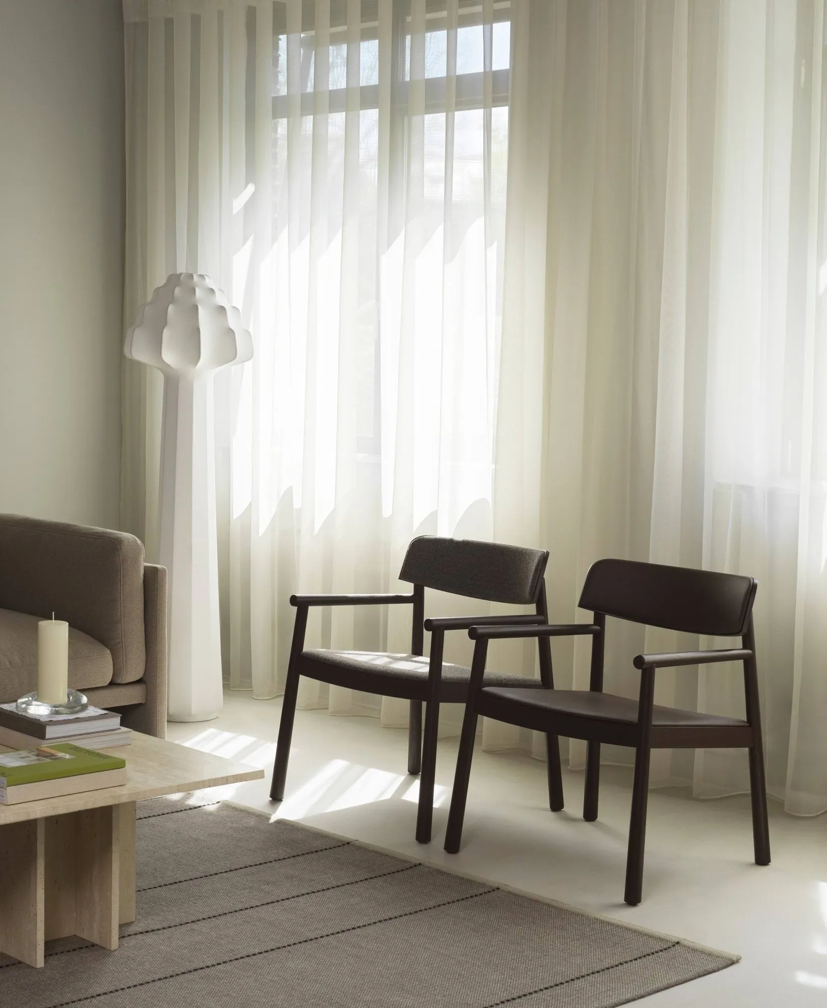 Timb lænestol, Brown ash Normann Copenhagen