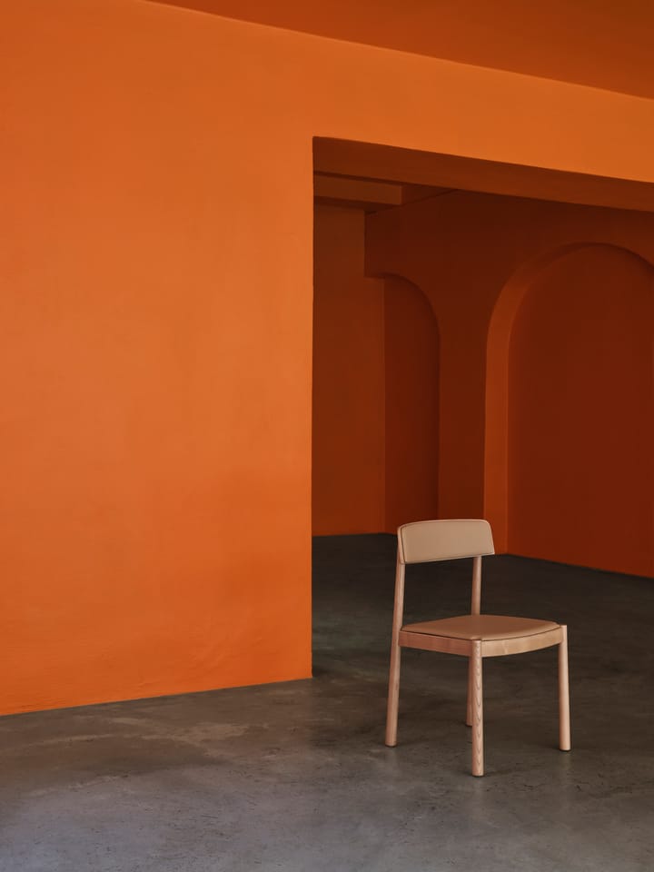 Timb stol med hynde - Tan/Ultra leather/Camel - Normann Copenhagen