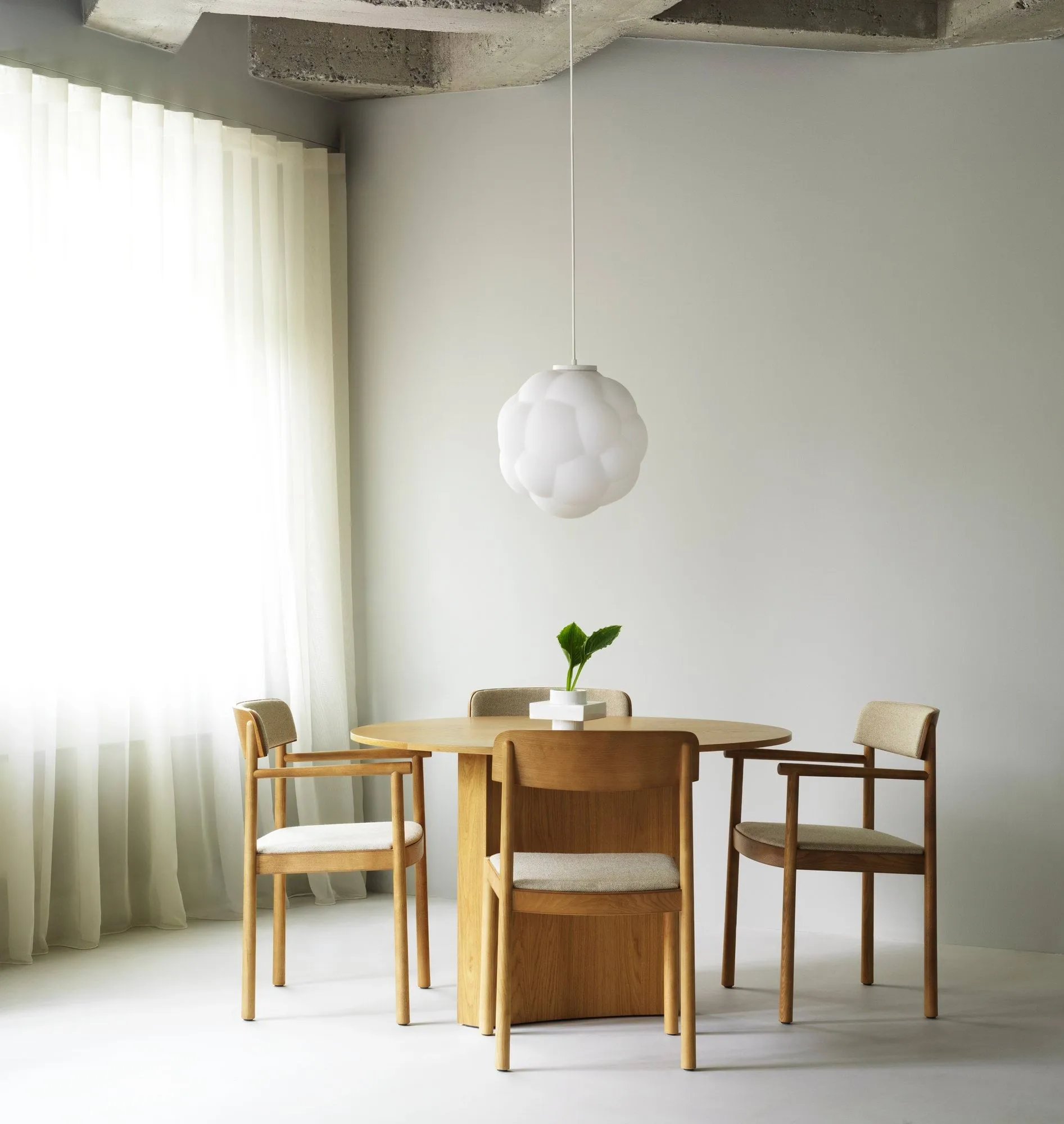 Timb stol, Tan ask-Hallingdal 220 Normann Copenhagen