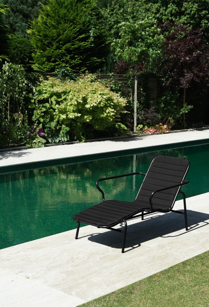 Vig hynde til solvogn, Black Normann Copenhagen