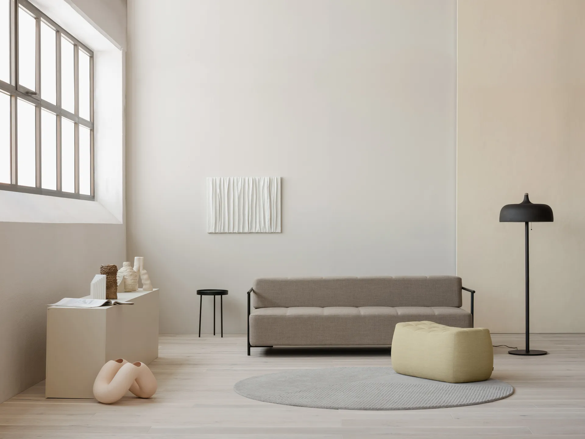 Acorn gulvlampe, Mat sort Northern