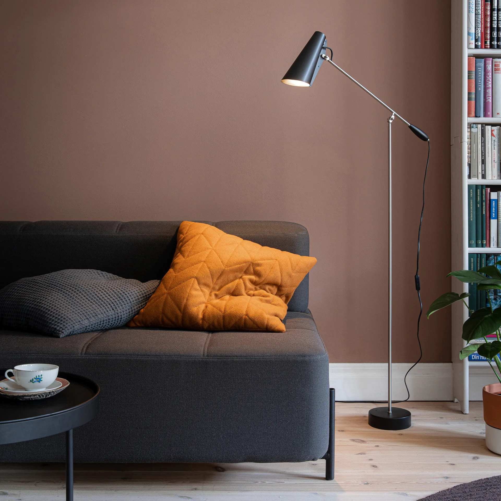 Birdy gulvlampe, Black/Steel Northern