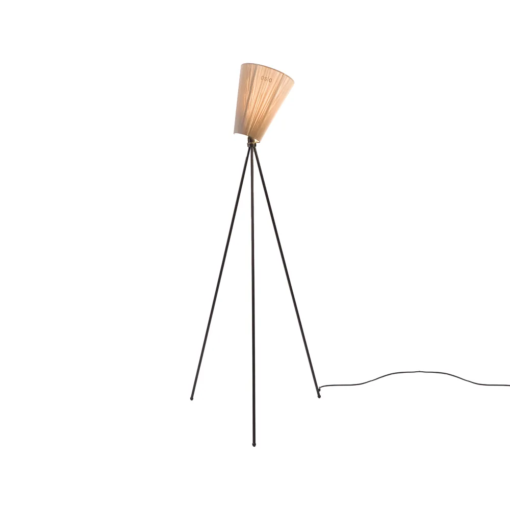 Oslo Wood gulvlampe, beige, mat sort understel Northern