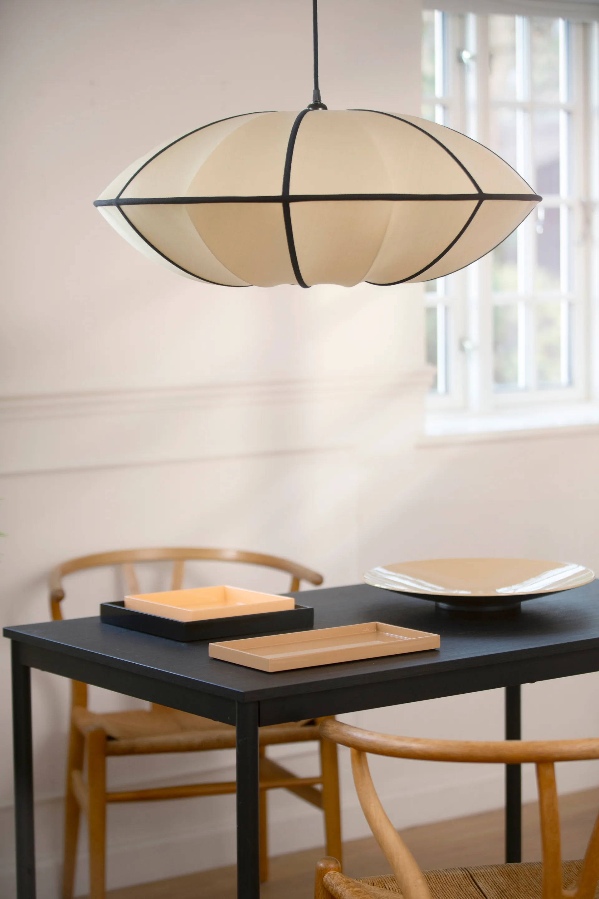 Indochina Classic UFO lampeskærm, Kit-black Oi Soi Oi