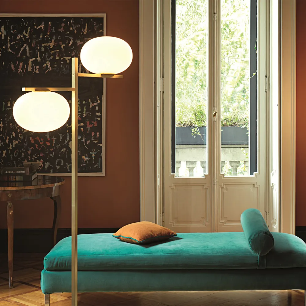 Alba 383 gulvlampe, opal, messing Oluce