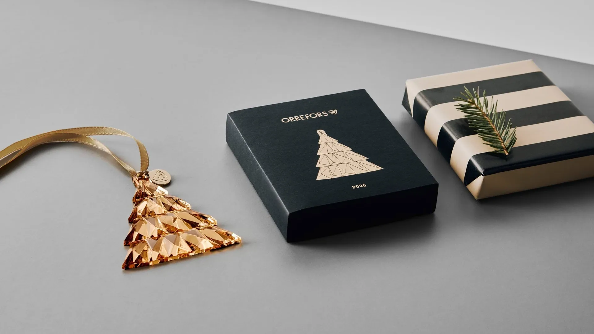 Årlig ornament høj, 21K guld Orrefors