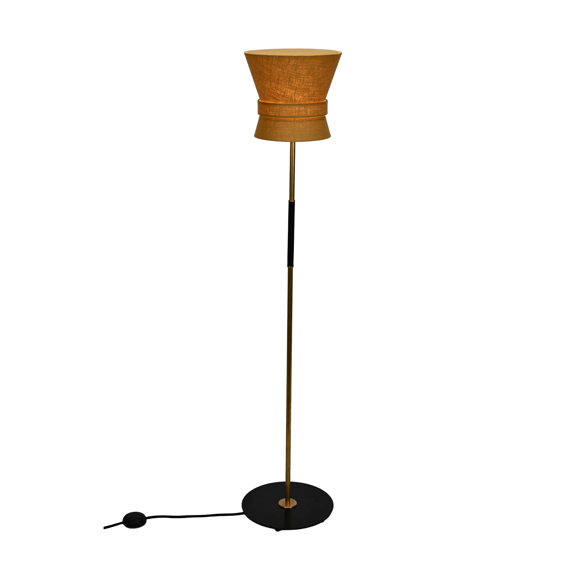 Bow gulvlampe, Rå messing-yellow ochre, small 147 cm Örsjö Belysning