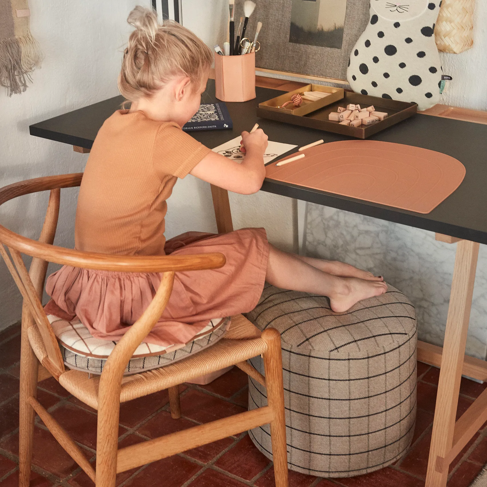 Grid puf Ø40 cm, Clay OYOY