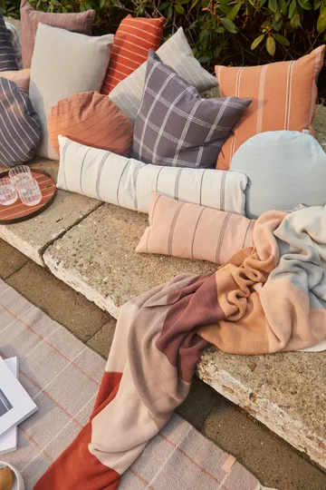 OYOY Iris tæppe 134x184 cm
 - Multi - OYOY