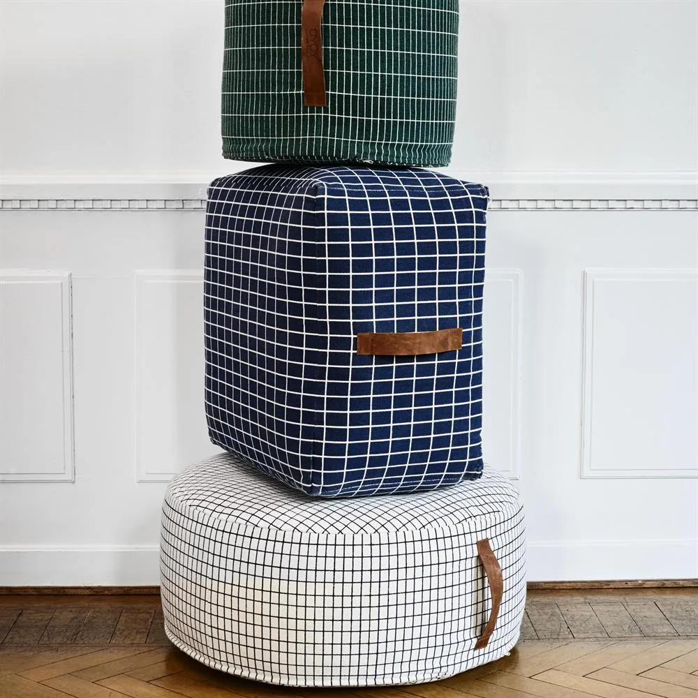 Sit on me fodskammel, rund hvid OYOY