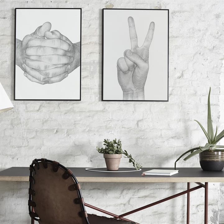 Folded Hands plakat, 50 x 70 cm Paper Collective