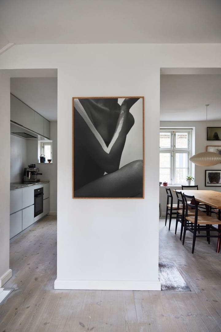 V plakat, 50x70 cm Paper Collective