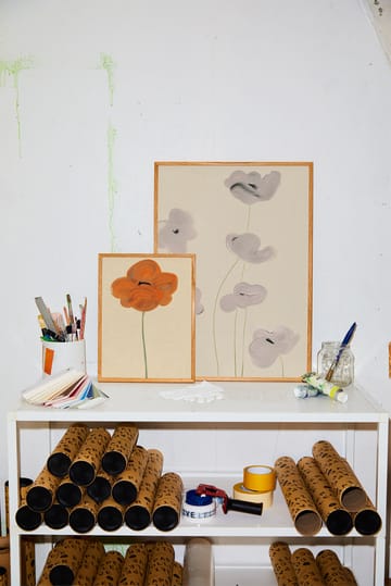 White Vallmo plakat - 50x70 cm - Paper Collective