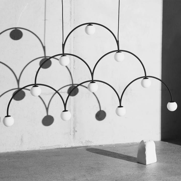 Bounce 169 pendel, sort, opalglas Pholc