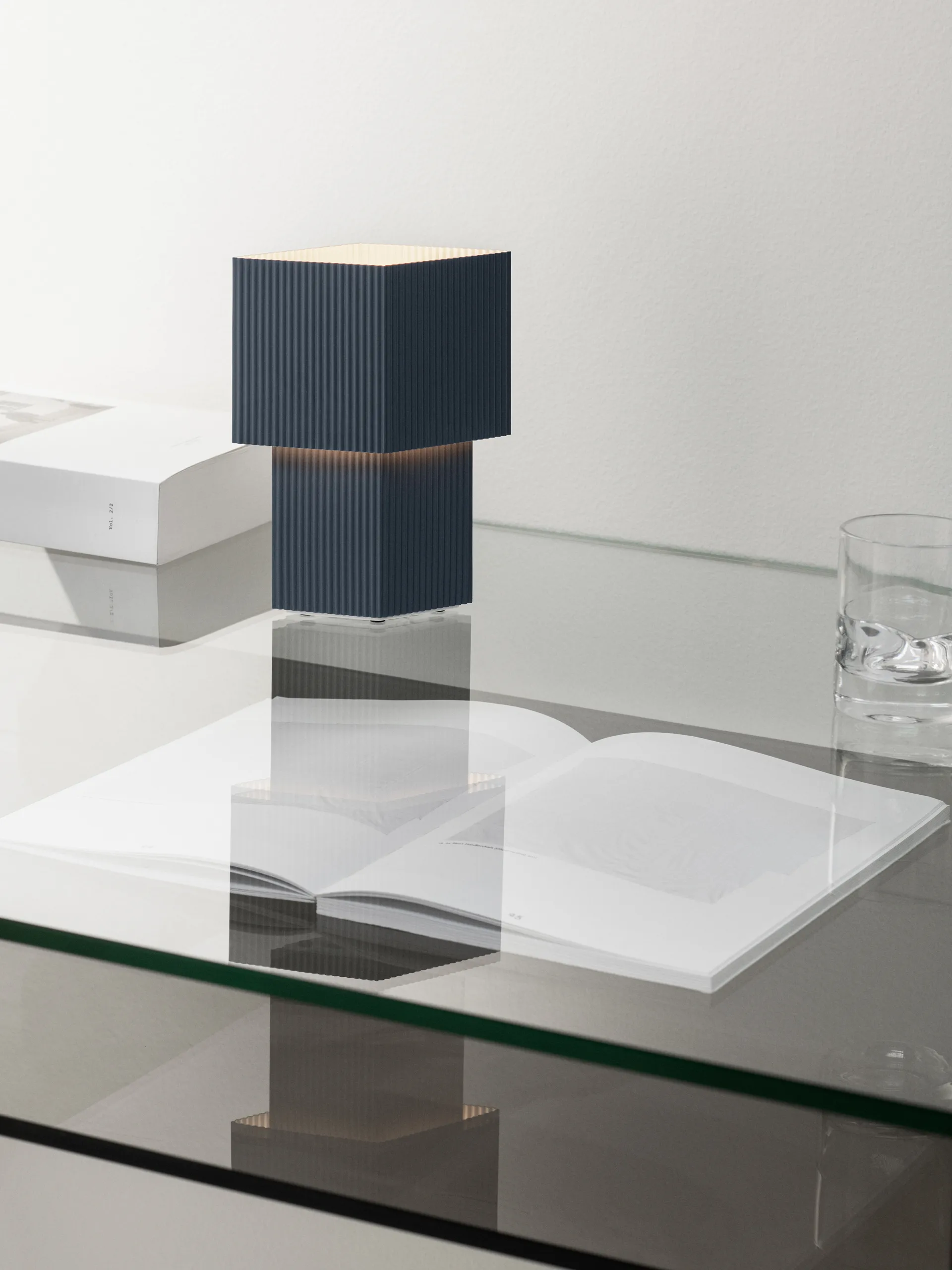 Romb Mini portable bordlampe 19 cm, Blue stone Pholc