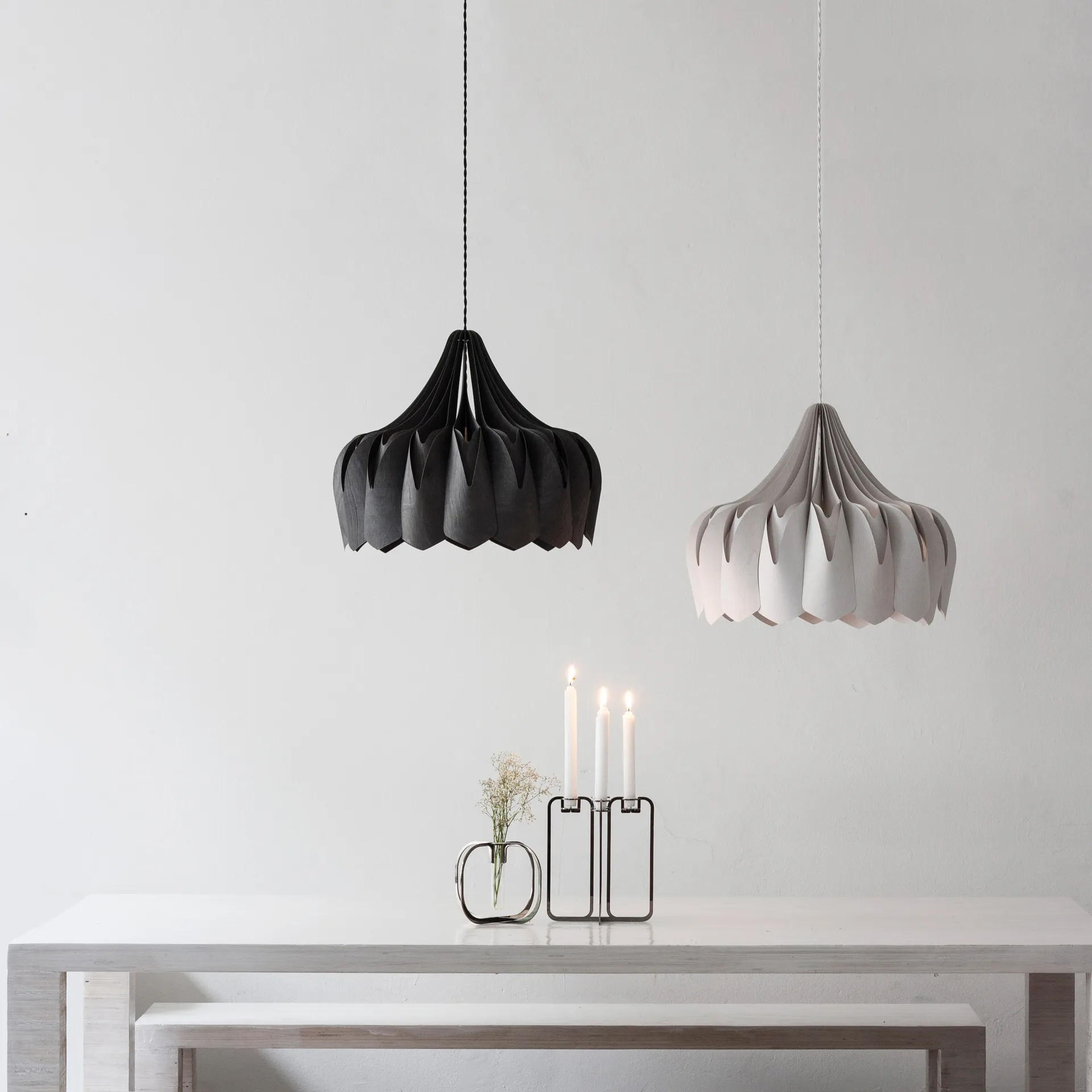 Pioni pendel L Ø52 cm, Sort Pilke