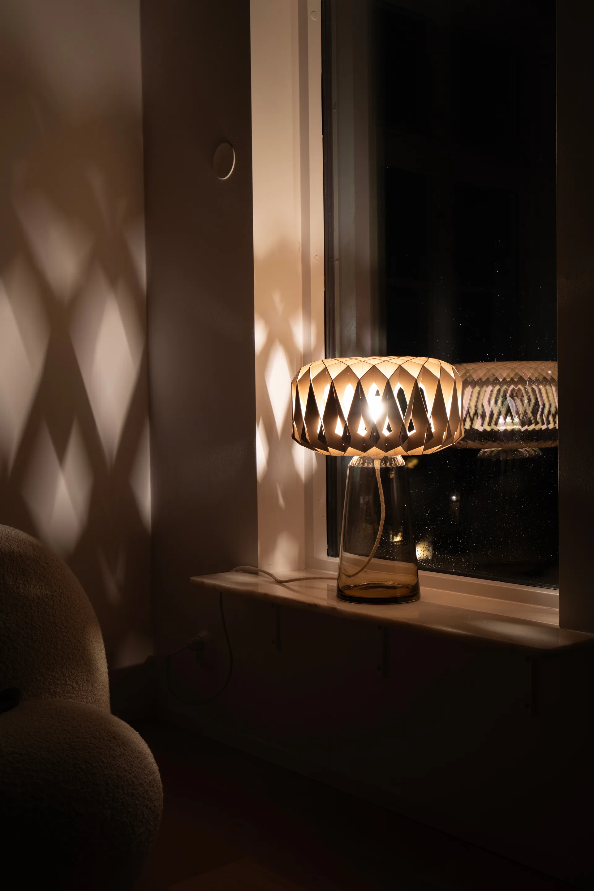 Signature 35 bordlampe, Amber-birk, Ø36,5x53 cm Pilke