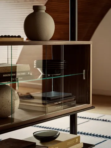 Pira vitrineskab - Valnød-klarglas, 90x31 cm, glasryg - Pira