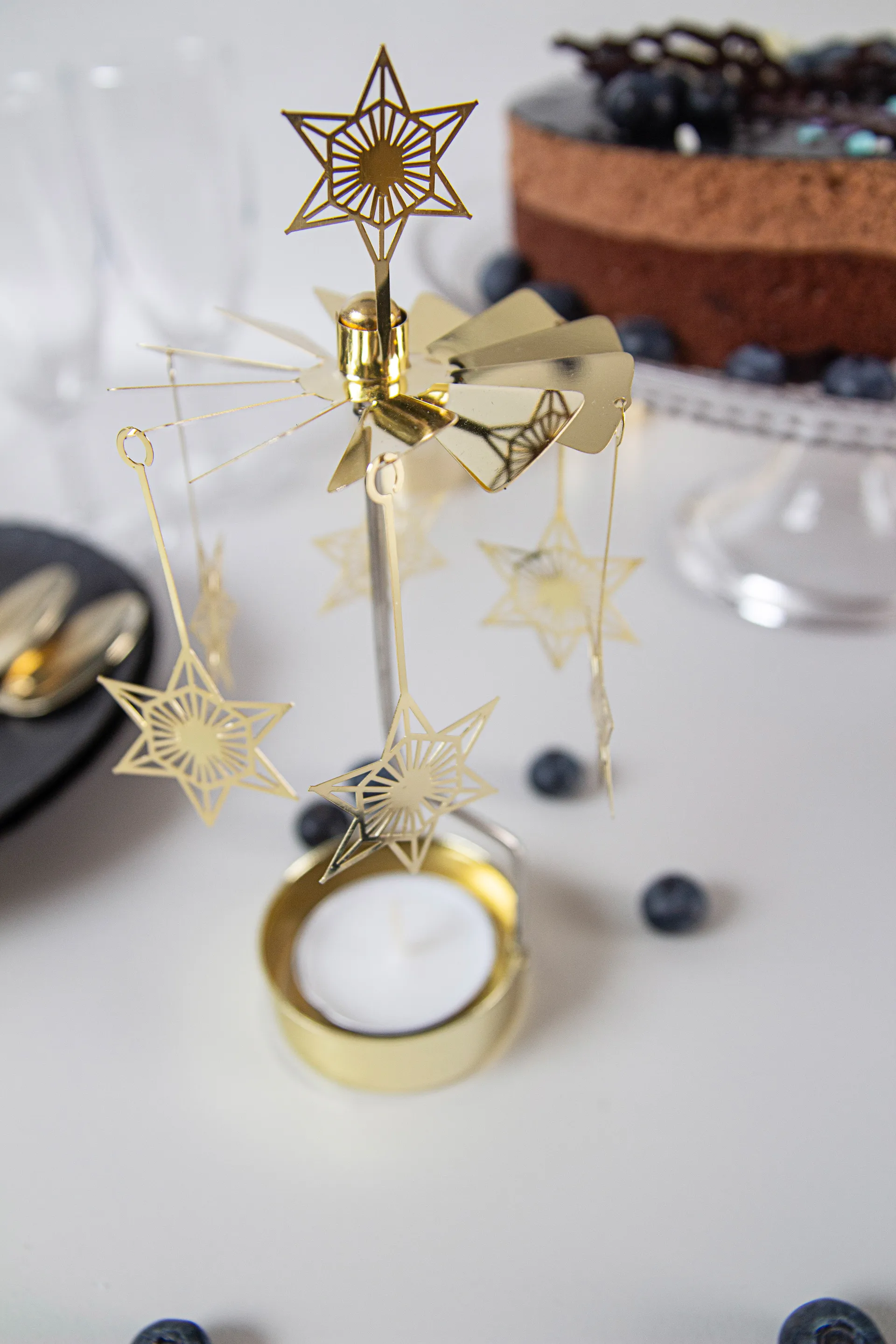 Art Deco stjerne englespil, Guld Pluto Design