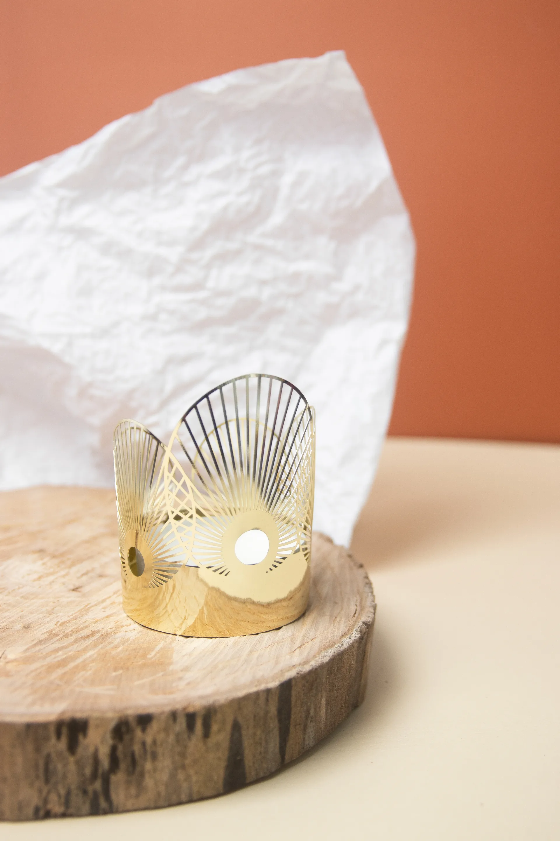 Sun fyrfadsstage medium Ø6,5 cm, Guld Pluto Design