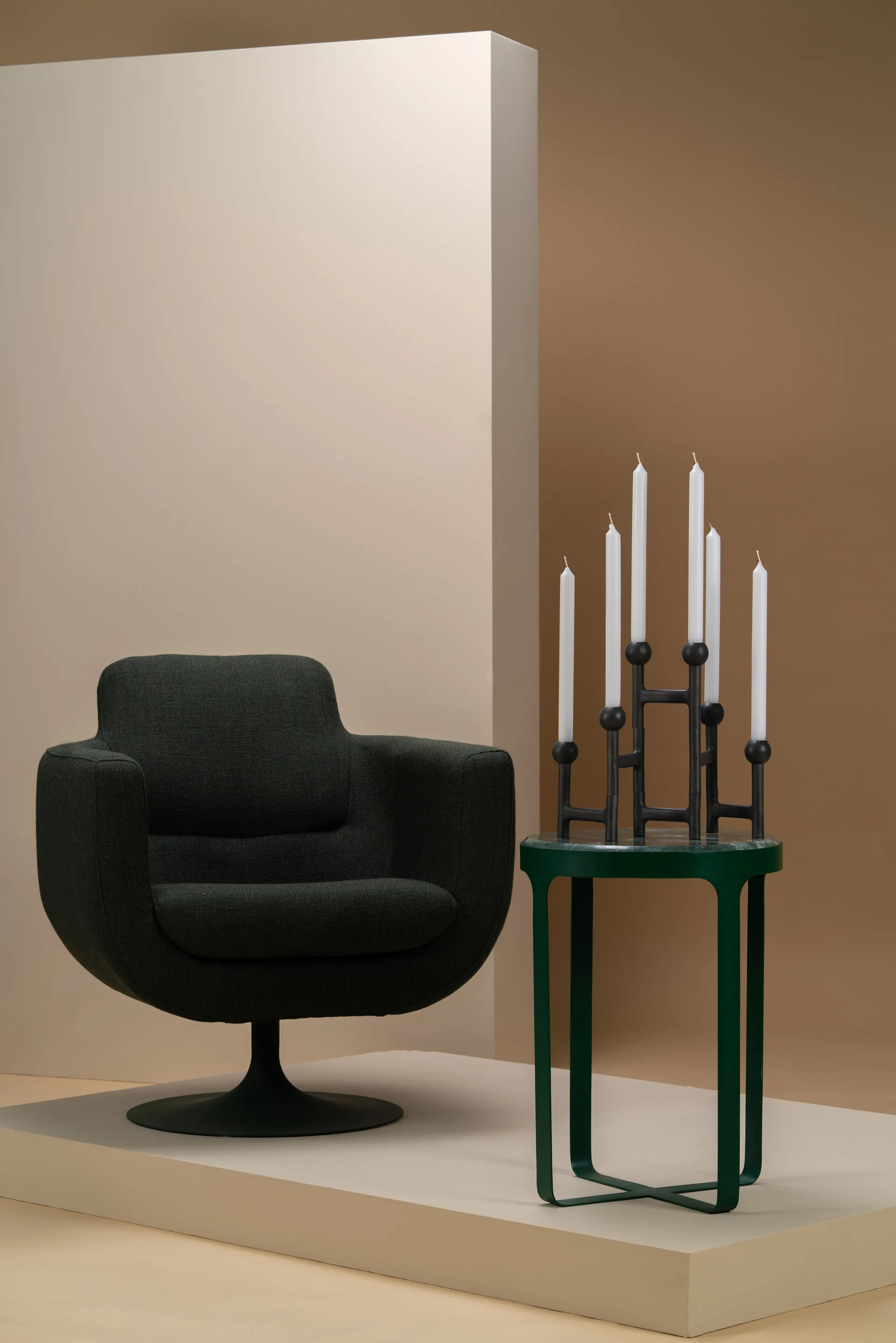 Round Folding lysestage 56x30 cm, Mørkegrå POLSPOTTEN