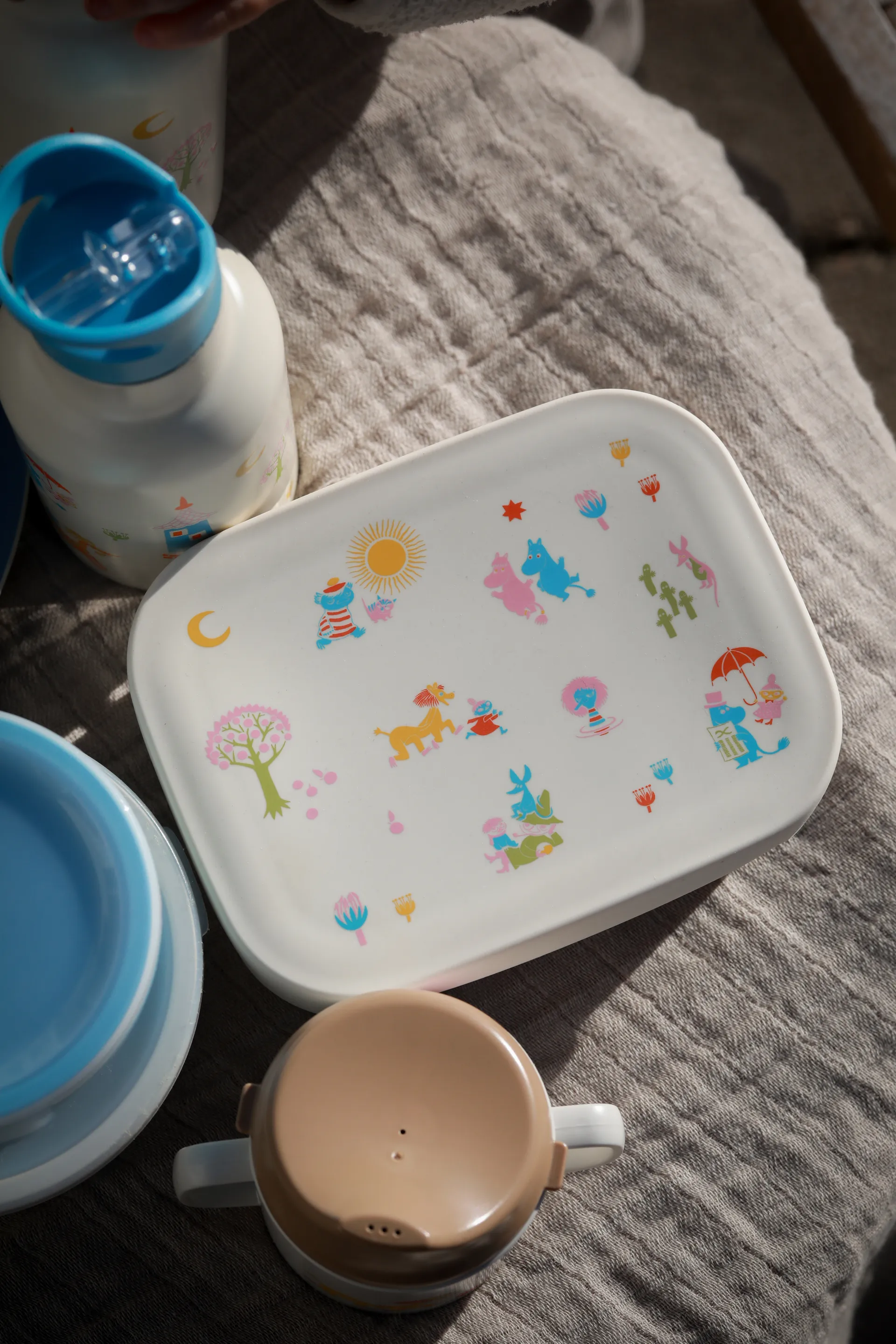 Mumi 80 madkasse metal 13x17 cm, Beige Rätt Start