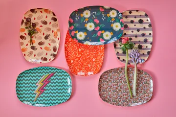 Rice melamintallerken 22 x 30 cm - Hands and kisses
 - RICE