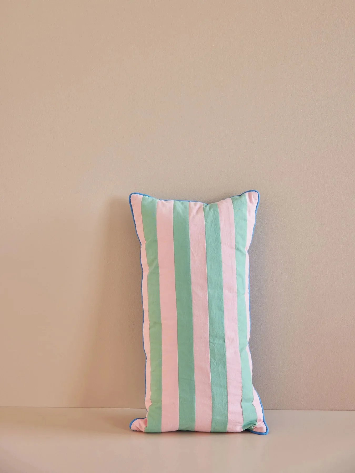 Rice pude stribet 30x60 cm, Pink/Green RICE