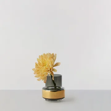 Hurricane smoked tealight no. 25 - gul - Ro Collection
