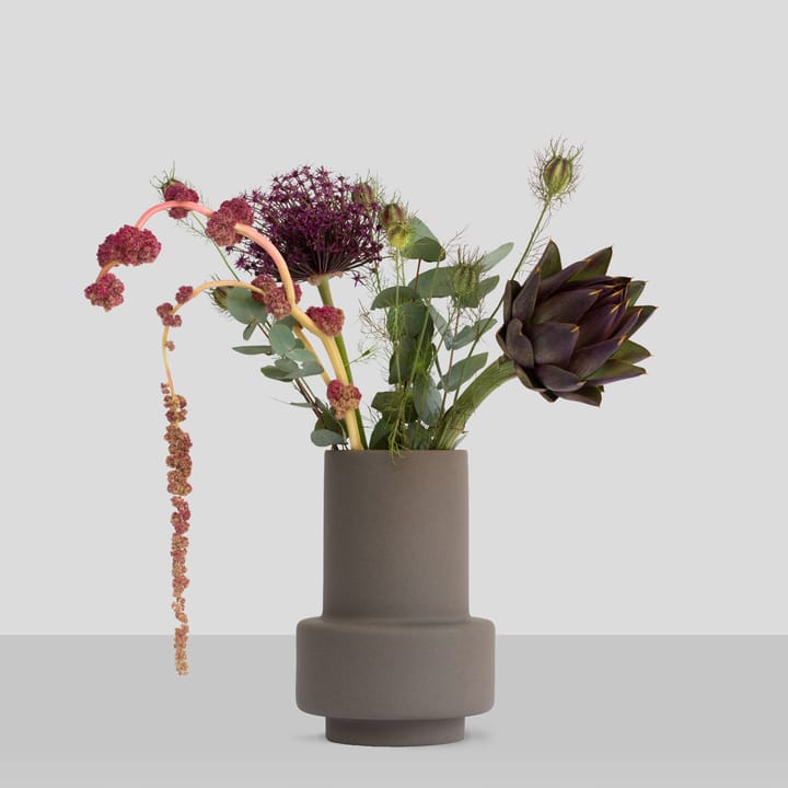 Hurricane vase L Ø17 - Dark Stone - Ro Collection