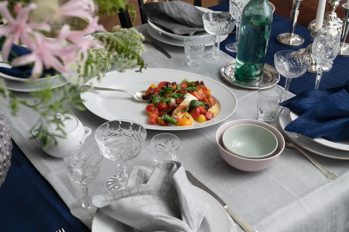 Swedish Grace skål med låg 40 cl, Sne (hvid) Rörstrand