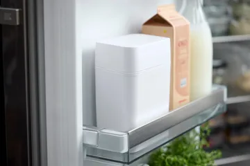 Classic ostekasse inkl. ostehøvl 16,5x10x19 cm - Hvid - Rosti