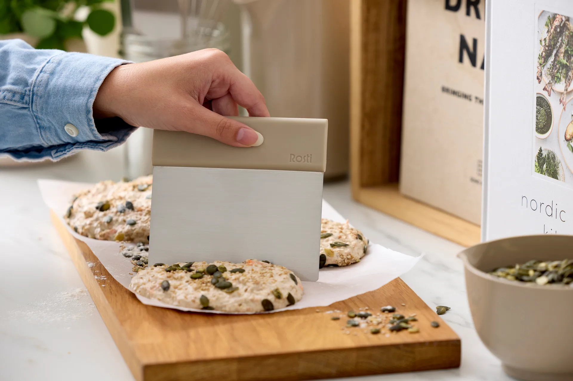 Emma dejskærer stål, Humus Rosti