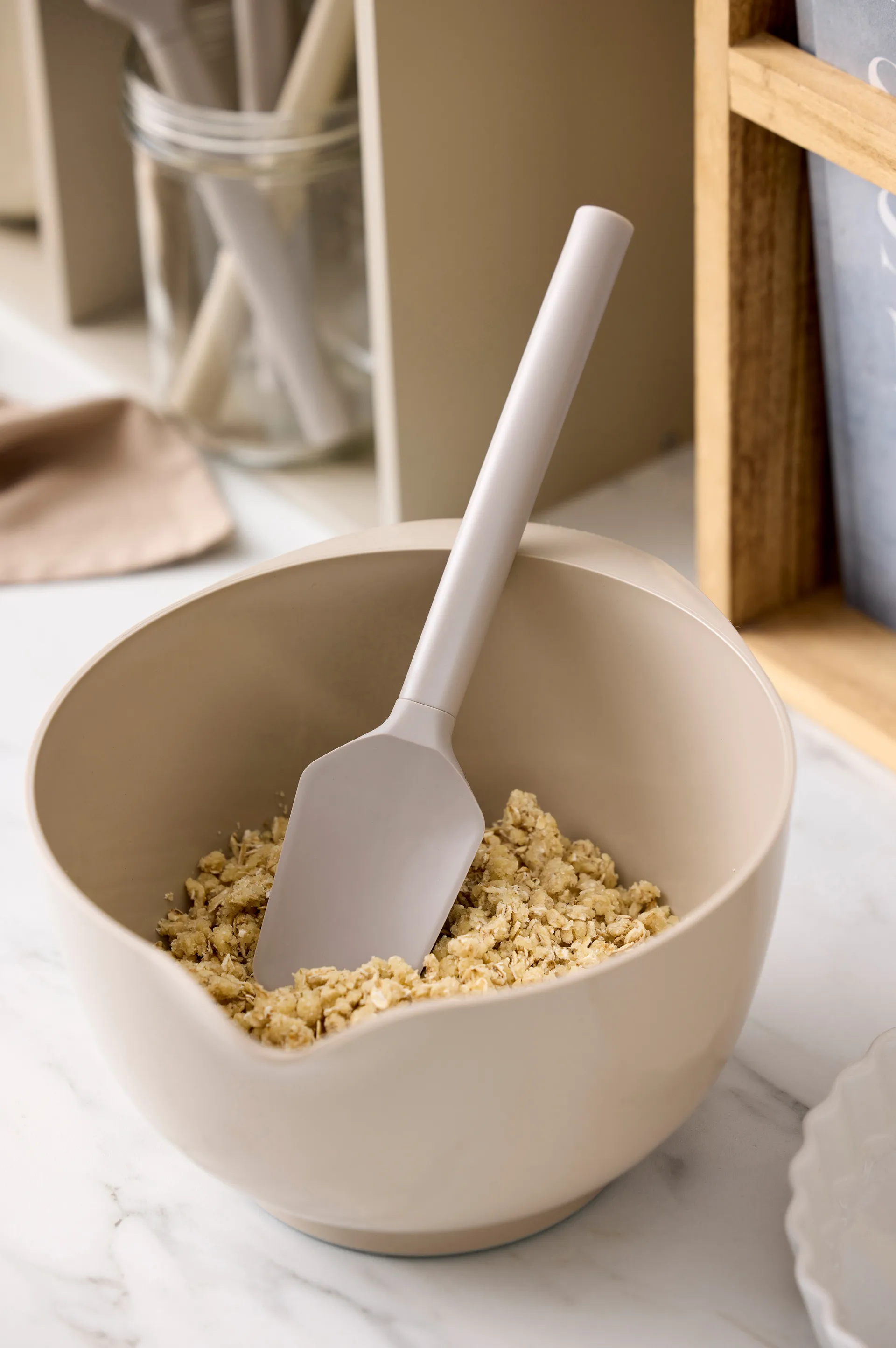 Rosti Emma dejskraber ske, Humus Rosti