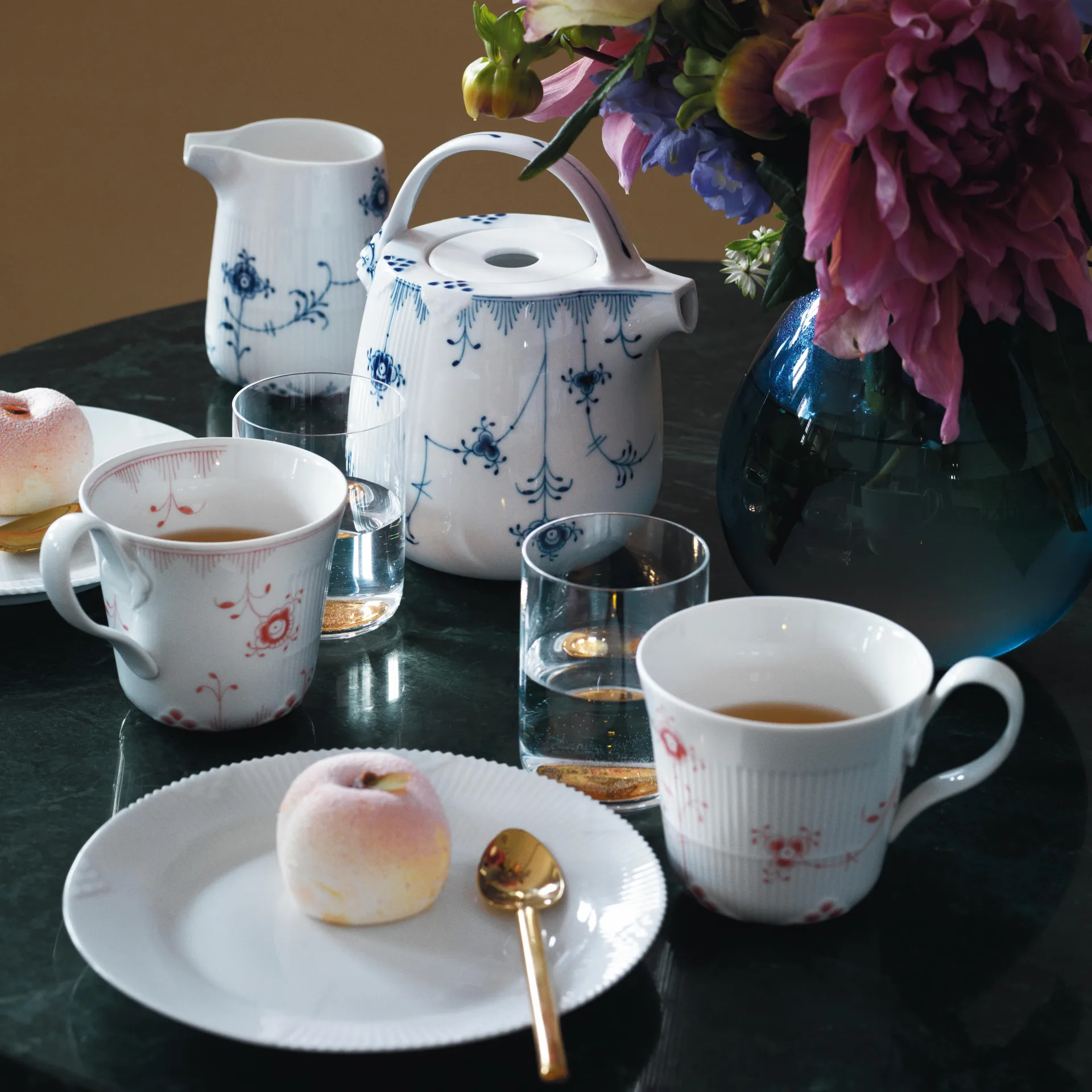 Blå Elements tekande, 95 cl Royal Copenhagen